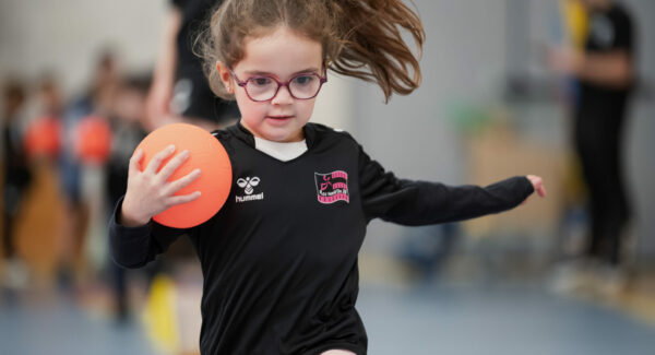 056 RHD Ecole Hand 08112025